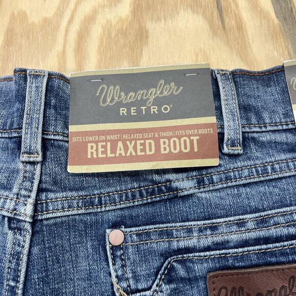 Wrangler Retro Relaxed Boot Cut Jeans Men's 38x30 Blue 5 Pocket Stretch Denim - Picture 5 of 13